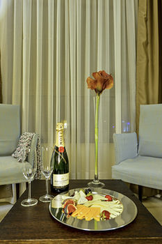 Room Service - Dining